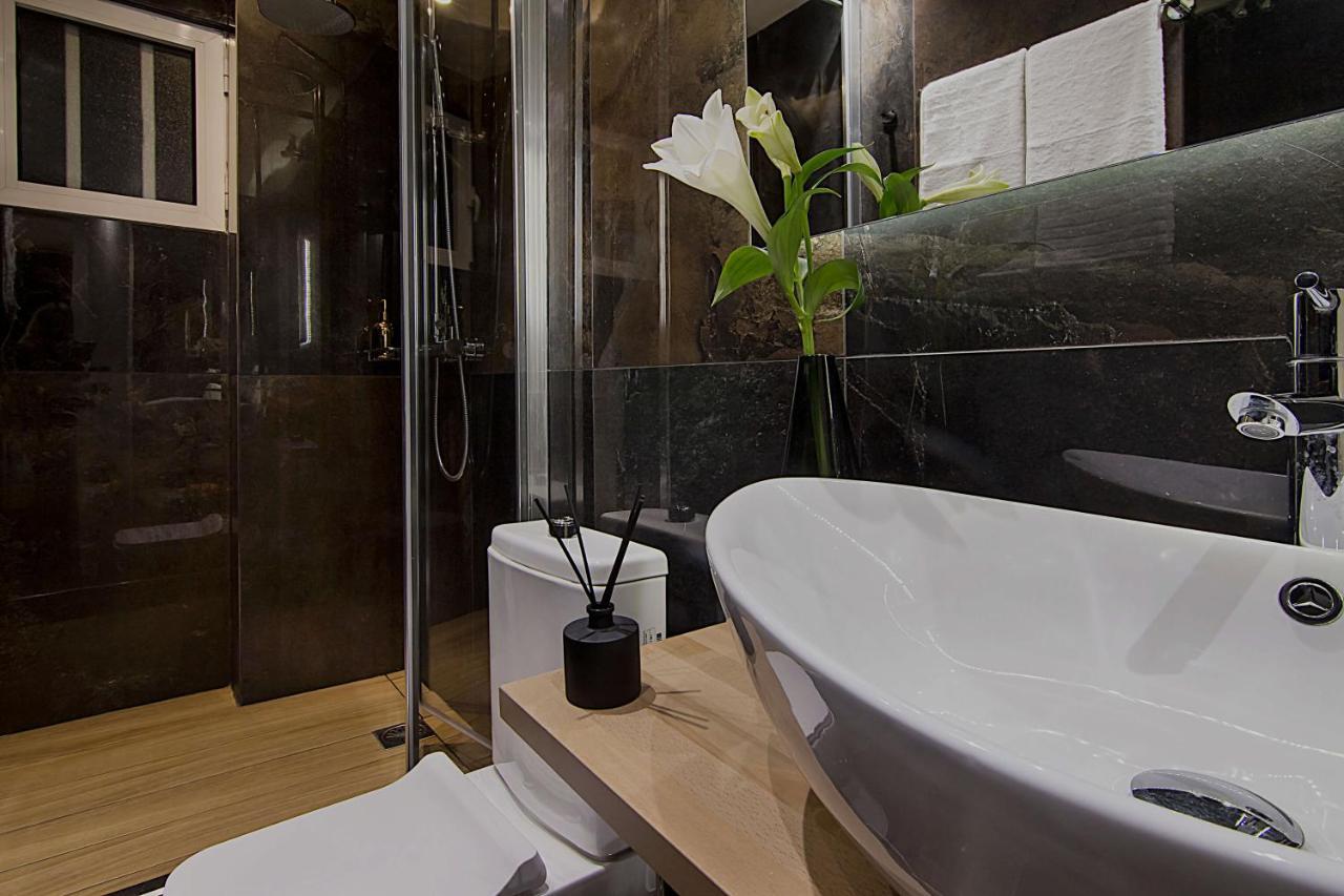 Athens Imperial Suites - Luxury Living Екстер'єр фото