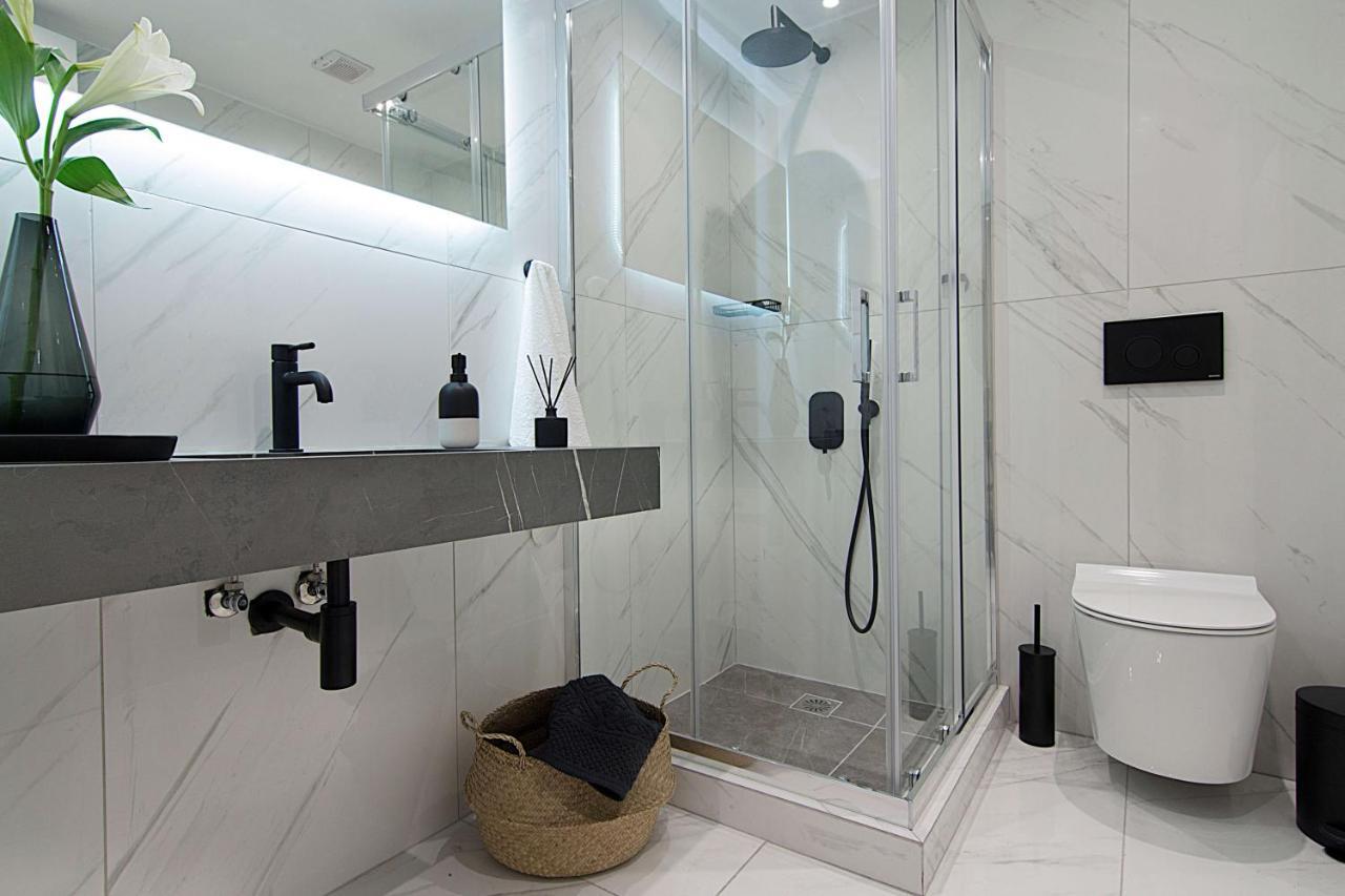 Athens Imperial Suites - Luxury Living Екстер'єр фото