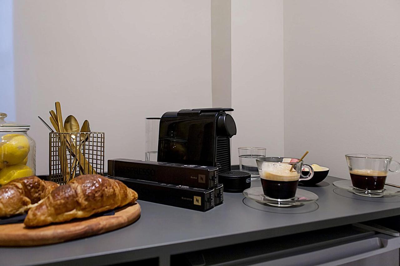 Athens Imperial Suites - Luxury Living Екстер'єр фото